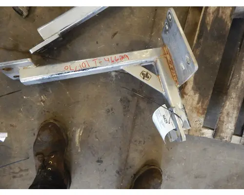 PETERBILT 387 Brackets, Misc.