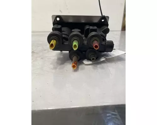 PETERBILT 387 Brake Proportioning Valve