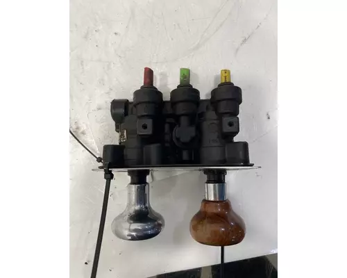 PETERBILT 387 Brake Proportioning Valve