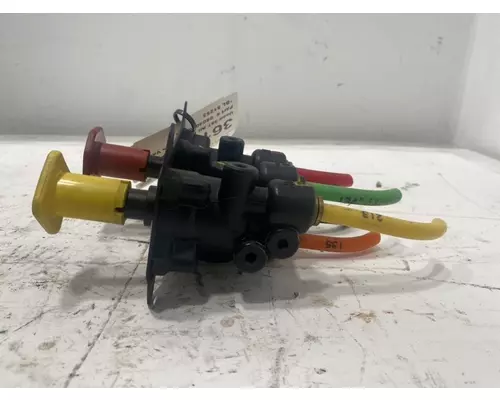 PETERBILT 387 Brake Proportioning Valve