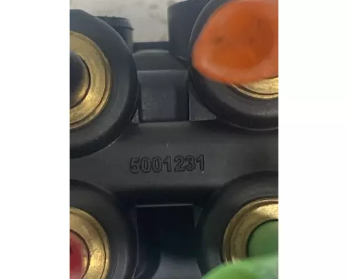 PETERBILT 387 Brake Proportioning Valve