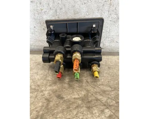 PETERBILT 387 Brake Proportioning Valve