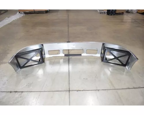 PETERBILT 387 Bumper Assembly, Front