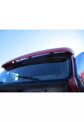 PETERBILT 387 CAB CLIP
