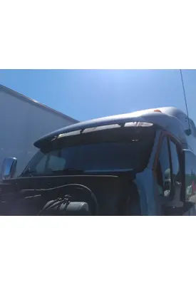 PETERBILT 387 CAB CLIP