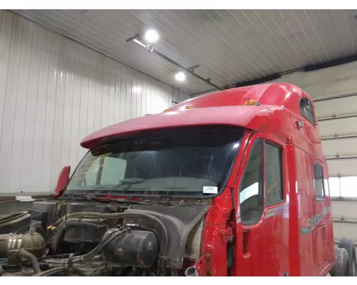 PETERBILT 387 CAB CLIP