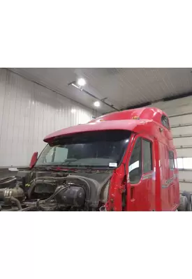 PETERBILT 387 CAB CLIP