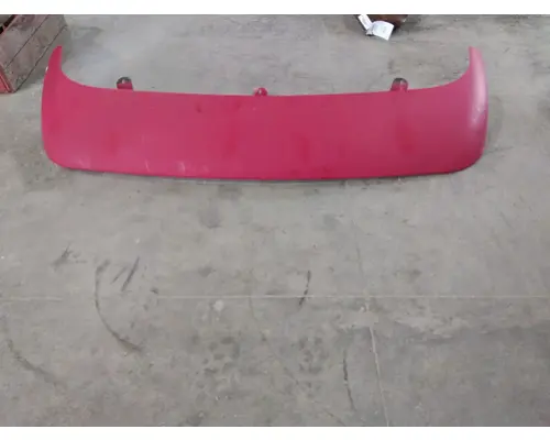 PETERBILT 387 CAB CLIP