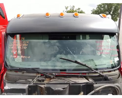 PETERBILT 387 CAB CLIP