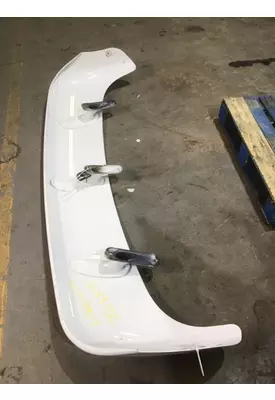 PETERBILT 387 CAB CLIP