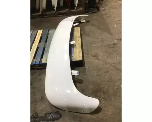 PETERBILT 387 CAB CLIP