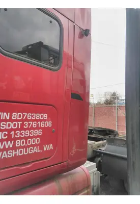 PETERBILT 387 CAB EXTENSION