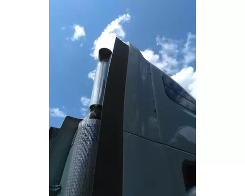 PETERBILT 387 CAB EXTENSION