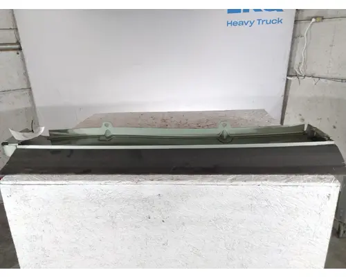 PETERBILT 387 CAB EXTENSION