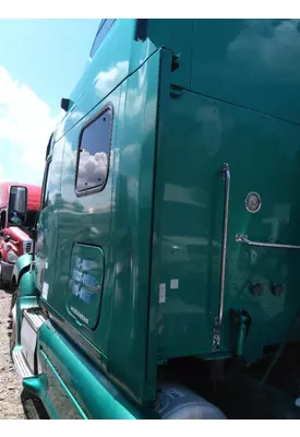 PETERBILT 387 CAB EXTENSION