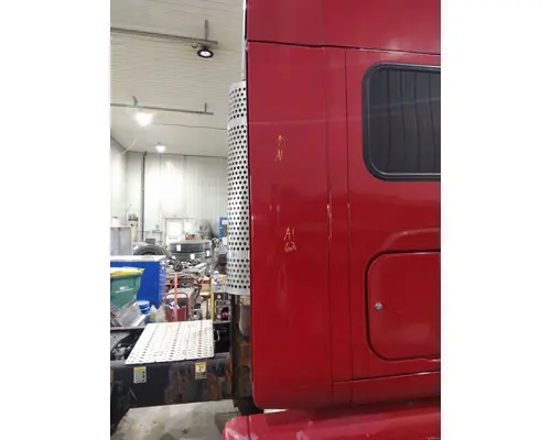 PETERBILT 387 CAB EXTENSION