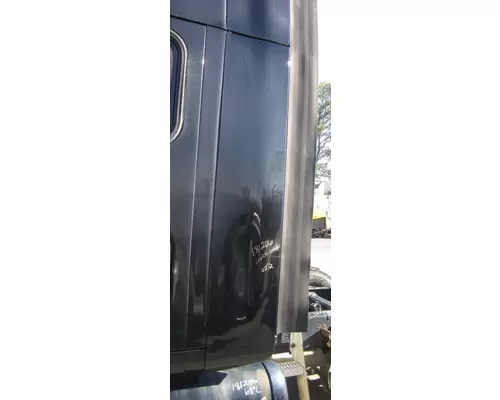 PETERBILT 387 CAB EXTENSION