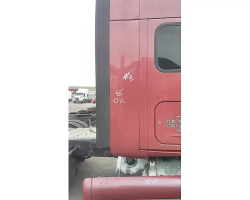 PETERBILT 387 CAB EXTENSION