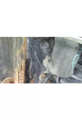 PETERBILT 387 CAB MOUNT,BRACKET