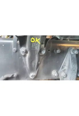 PETERBILT 387 CAB MOUNT,BRACKET