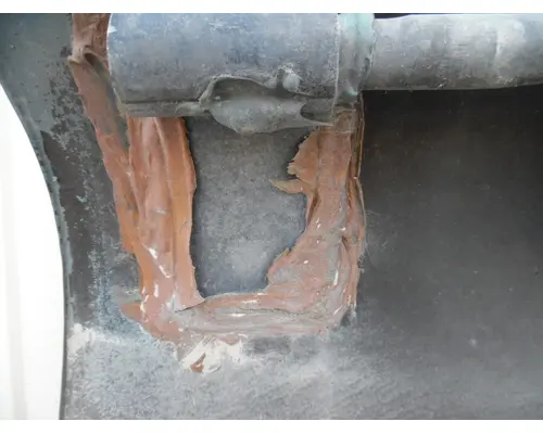 PETERBILT 387 CAB SKIRTSIDE FAIRING