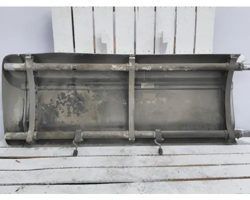 PETERBILT 387 CAB SKIRTSIDE FAIRING