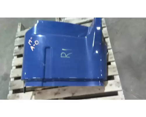 PETERBILT 387 CAB SKIRTSIDE FAIRING