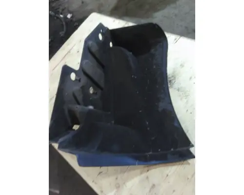 PETERBILT 387 CAB SKIRTSIDE FAIRING