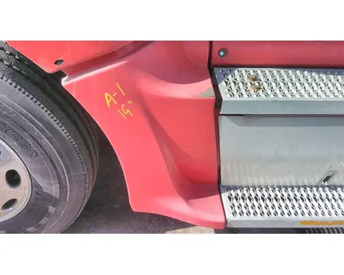 PETERBILT 387 CAB SKIRTSIDE FAIRING