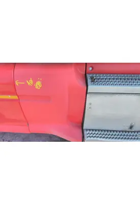 PETERBILT 387 CAB SKIRT/SIDE FAIRING
