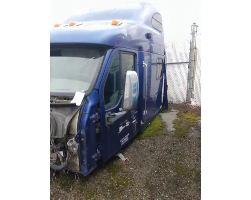 PETERBILT 387 CAB