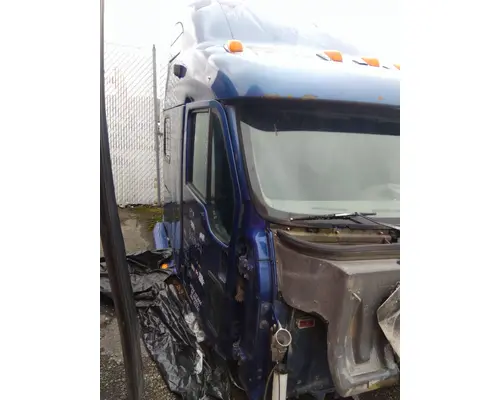 PETERBILT 387 CAB