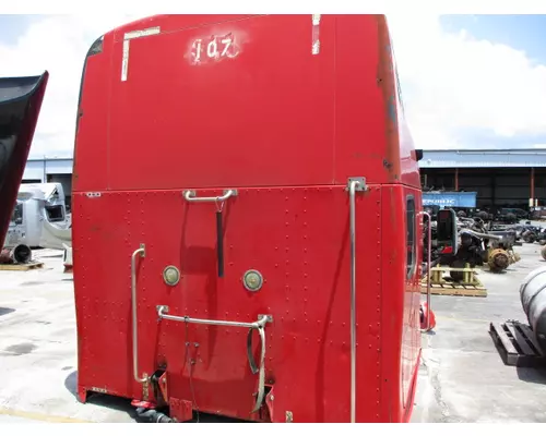 PETERBILT 387 CAB