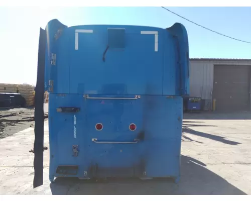 PETERBILT 387 CAB