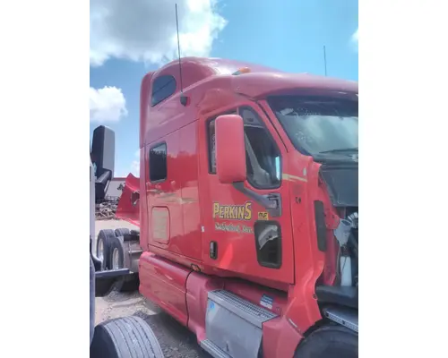 PETERBILT 387 CAB