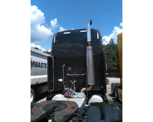 PETERBILT 387 CAB