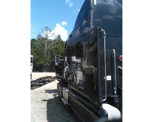 PETERBILT 387 CAB