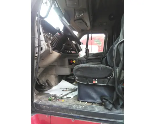 PETERBILT 387 CAB