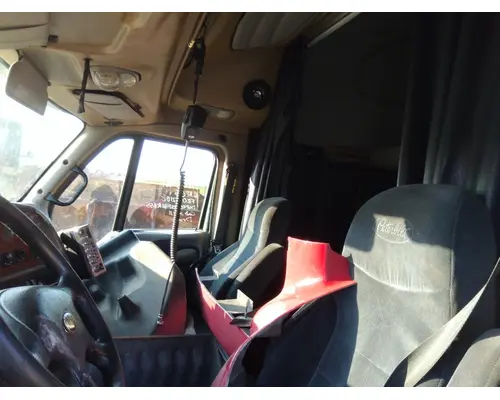 PETERBILT 387 CAB