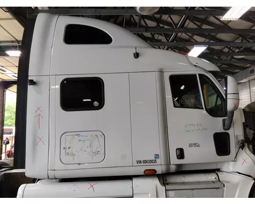 PETERBILT 387 CAB