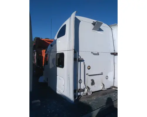 PETERBILT 387 CAB