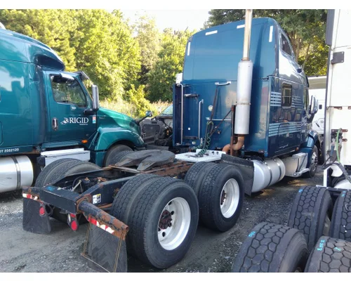 PETERBILT 387 CAB