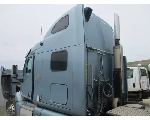 PETERBILT 387 CAB