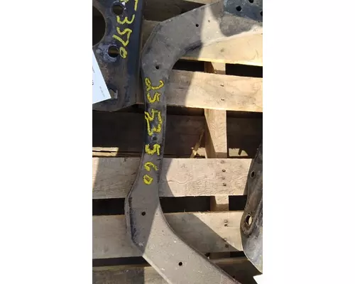 PETERBILT 387 CROSSMEMBER