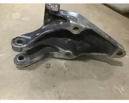 PETERBILT 387 Cab Mount 119