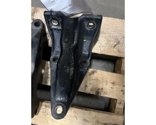 PETERBILT 387 Cab Mount 119