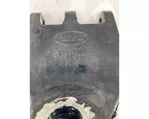 PETERBILT 387 Cab Mount