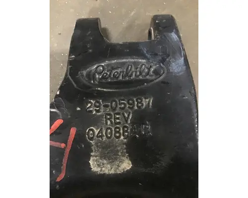 PETERBILT 387 Cab Mounts