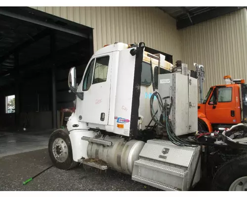 PETERBILT 387 Cab