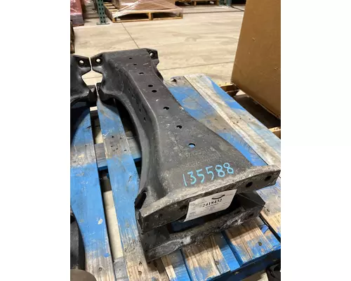 PETERBILT 387 Crossmember